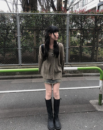 Cien Vintage Eyelet See-Through V-Neck Knit